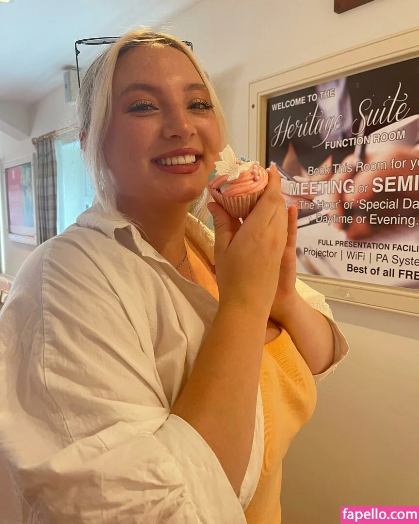 Shona Colson Onlyfans Photo Gallery 