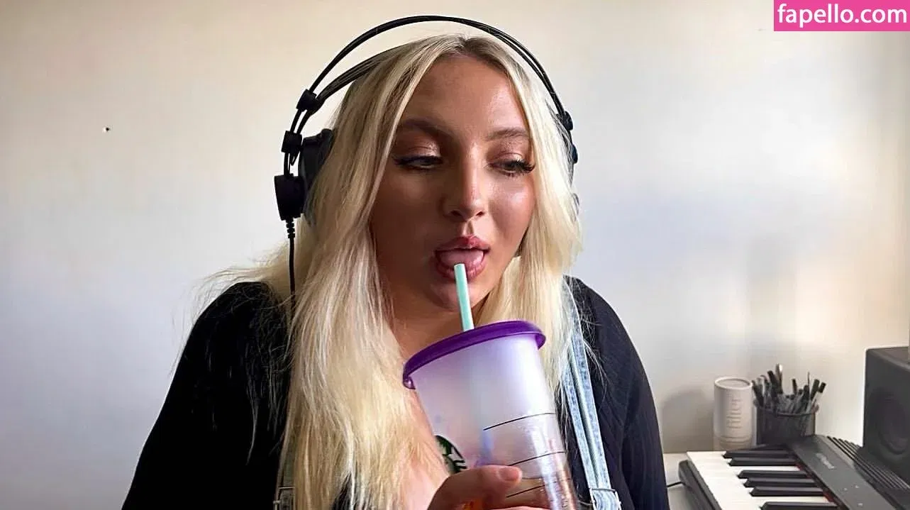 Shona Colson Onlyfans Photo Gallery 