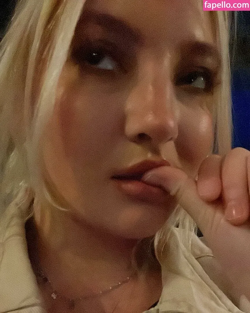 Shona Colson Onlyfans Photo Gallery 