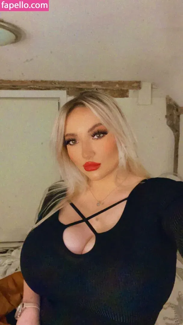 Shona Colson Onlyfans Photo Gallery 