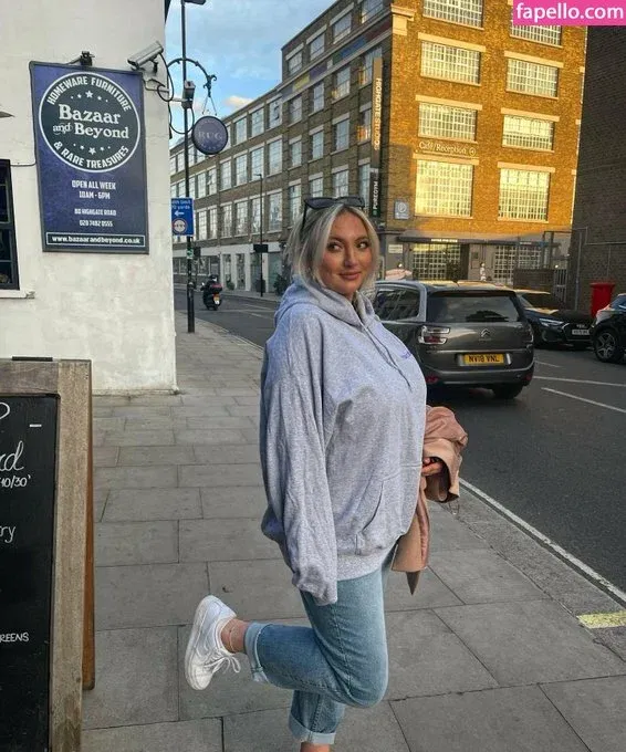 Shona Colson Onlyfans Photo Gallery 