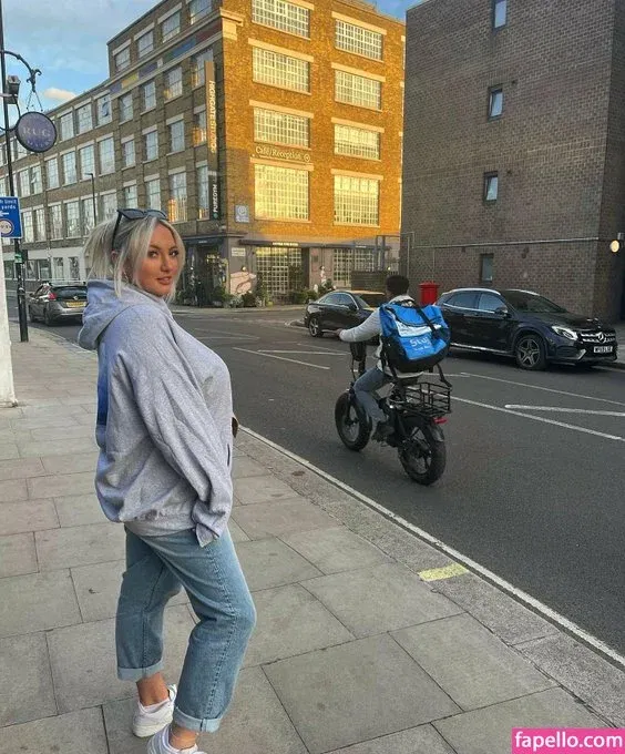 Shona Colson Onlyfans Photo Gallery 