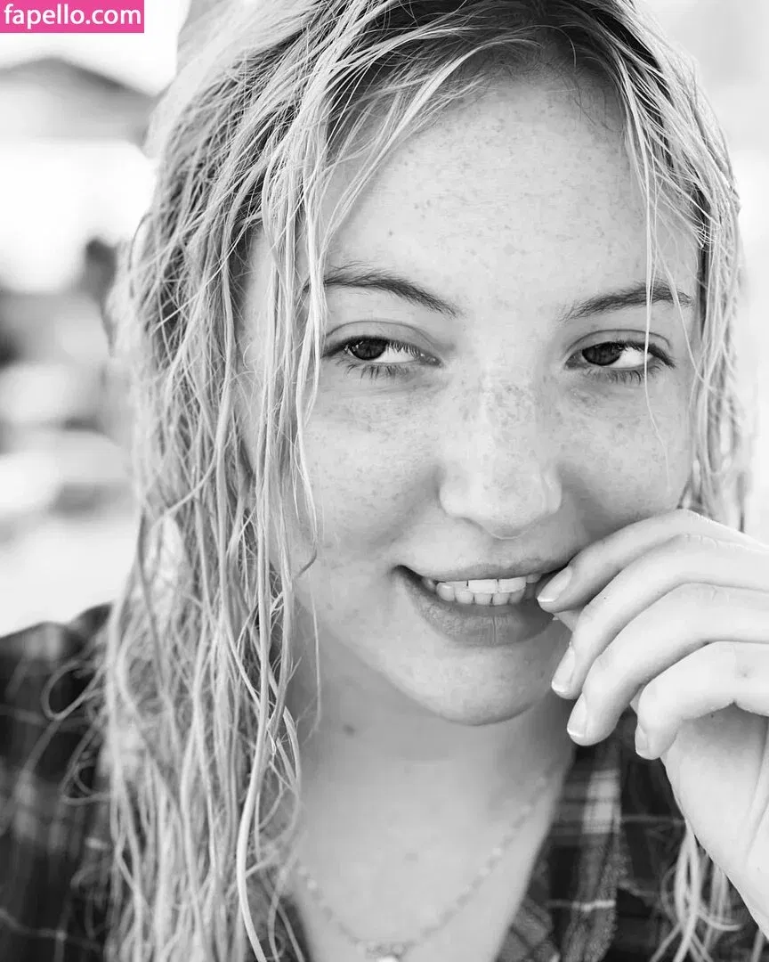 Shona Colson Onlyfans Photo Gallery 