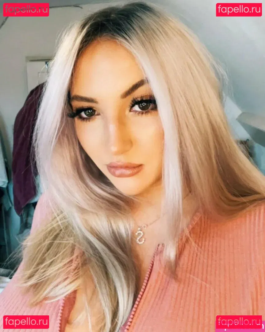 Shona Colson Onlyfans Photo Gallery 