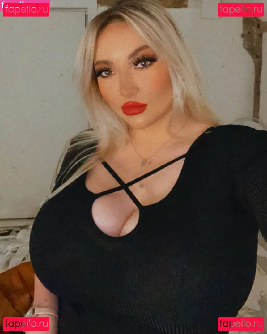 Shona Colson Onlyfans Photo Gallery 