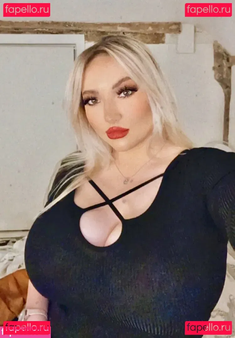 Shona Colson Onlyfans Photo Gallery 