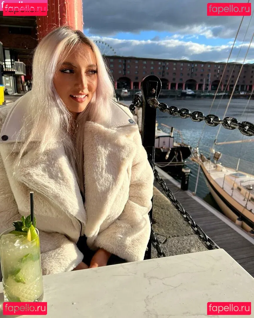 Shona Colson Onlyfans Photo Gallery 