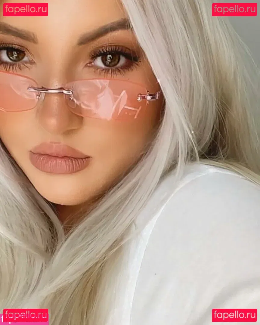 Shona Colson Onlyfans Photo Gallery 