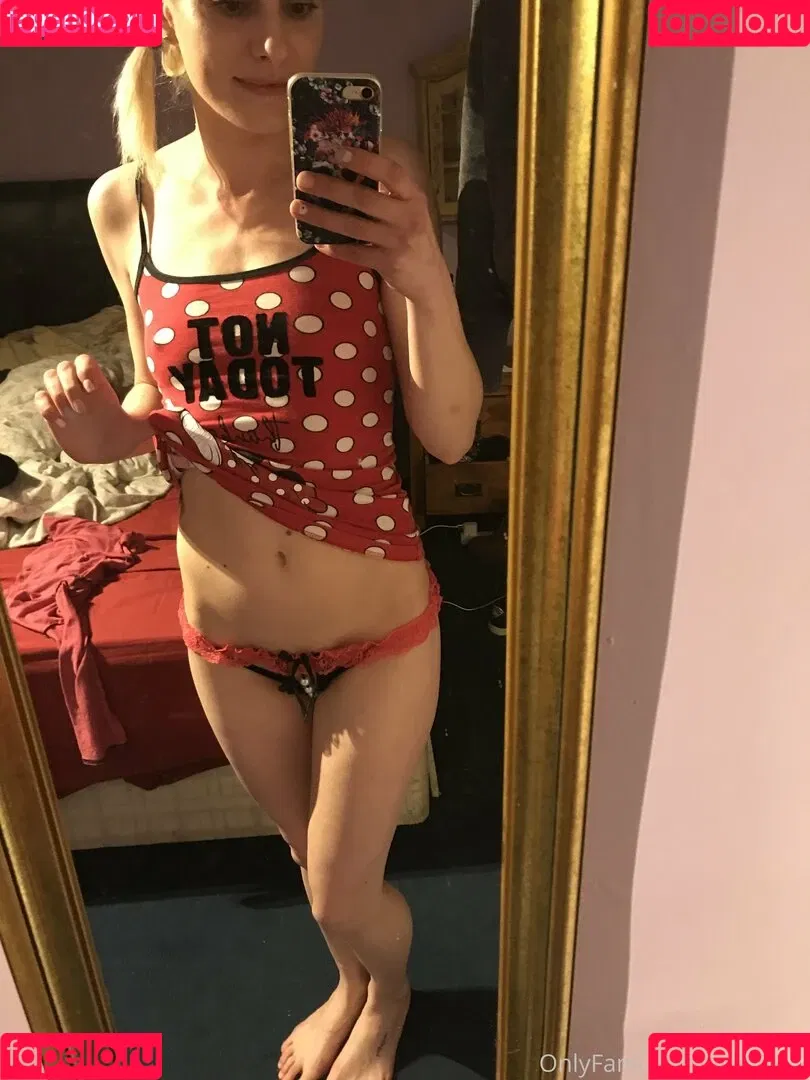 lisa69xxx Onlyfans Photo Gallery 