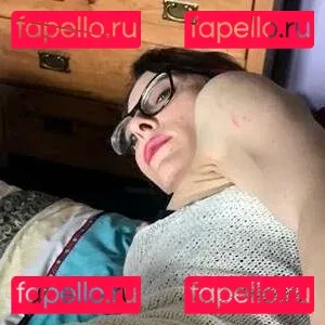 lisa69xxx Onlyfans Photo Gallery 