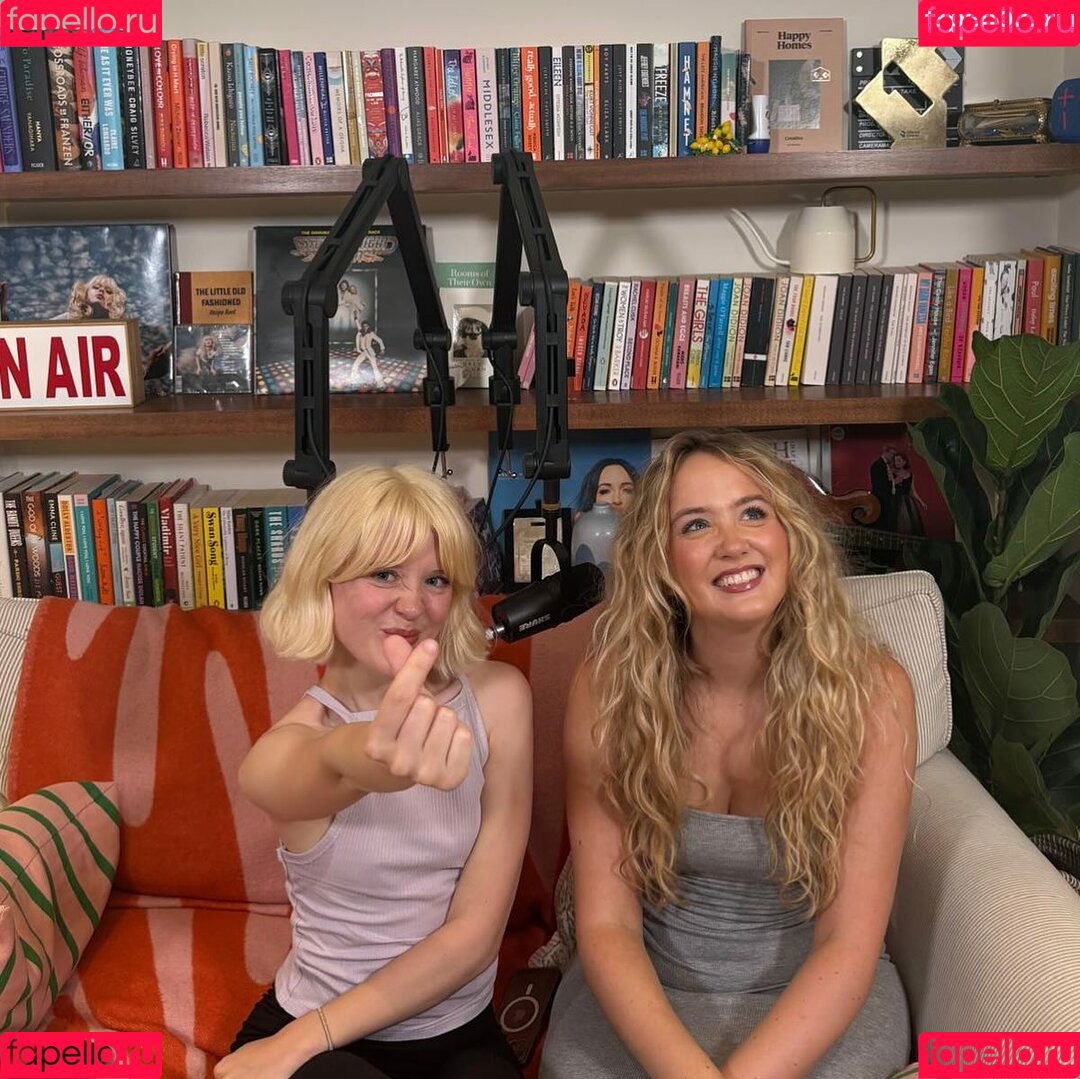 Maisie Peters Onlyfans Photo Gallery 