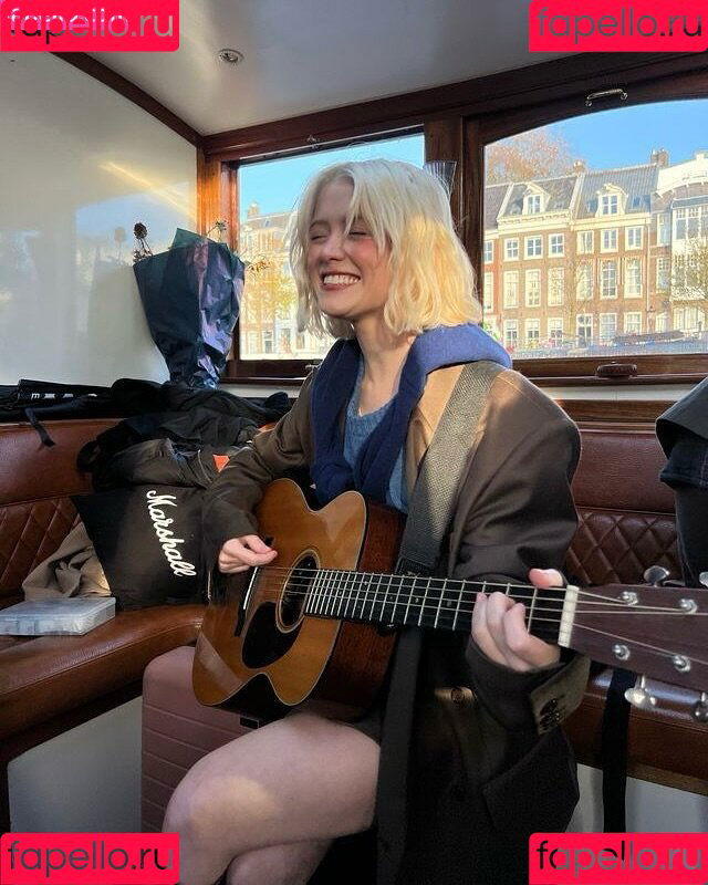 Maisie Peters Onlyfans Photo Gallery 