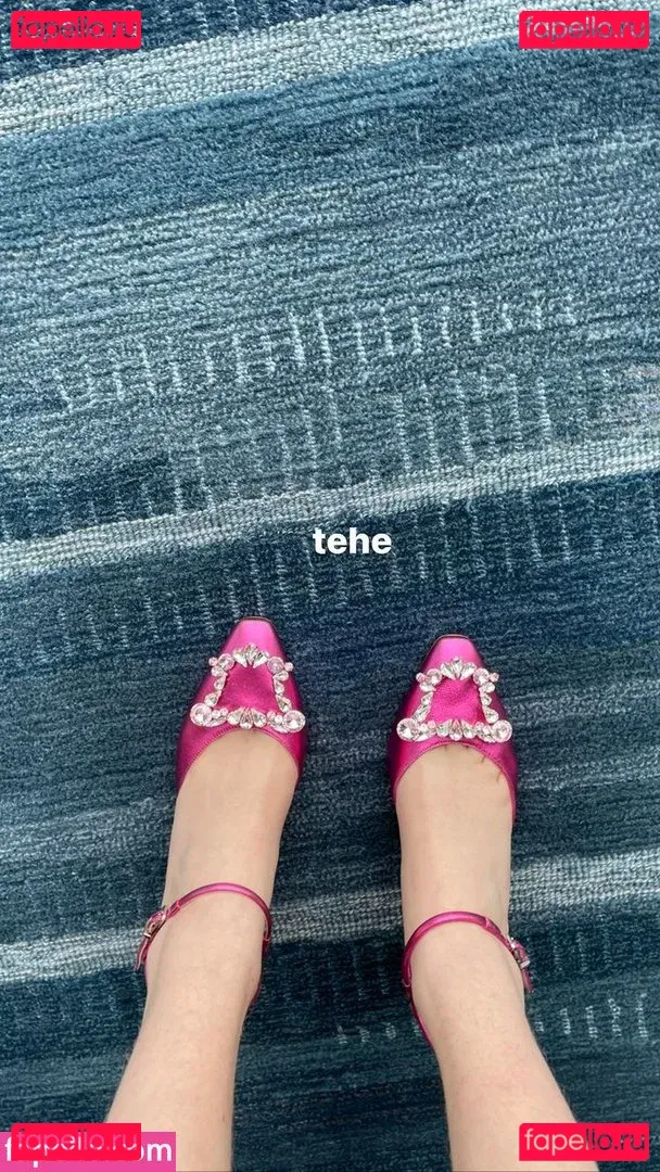 Maisie Peters Onlyfans Photo Gallery 