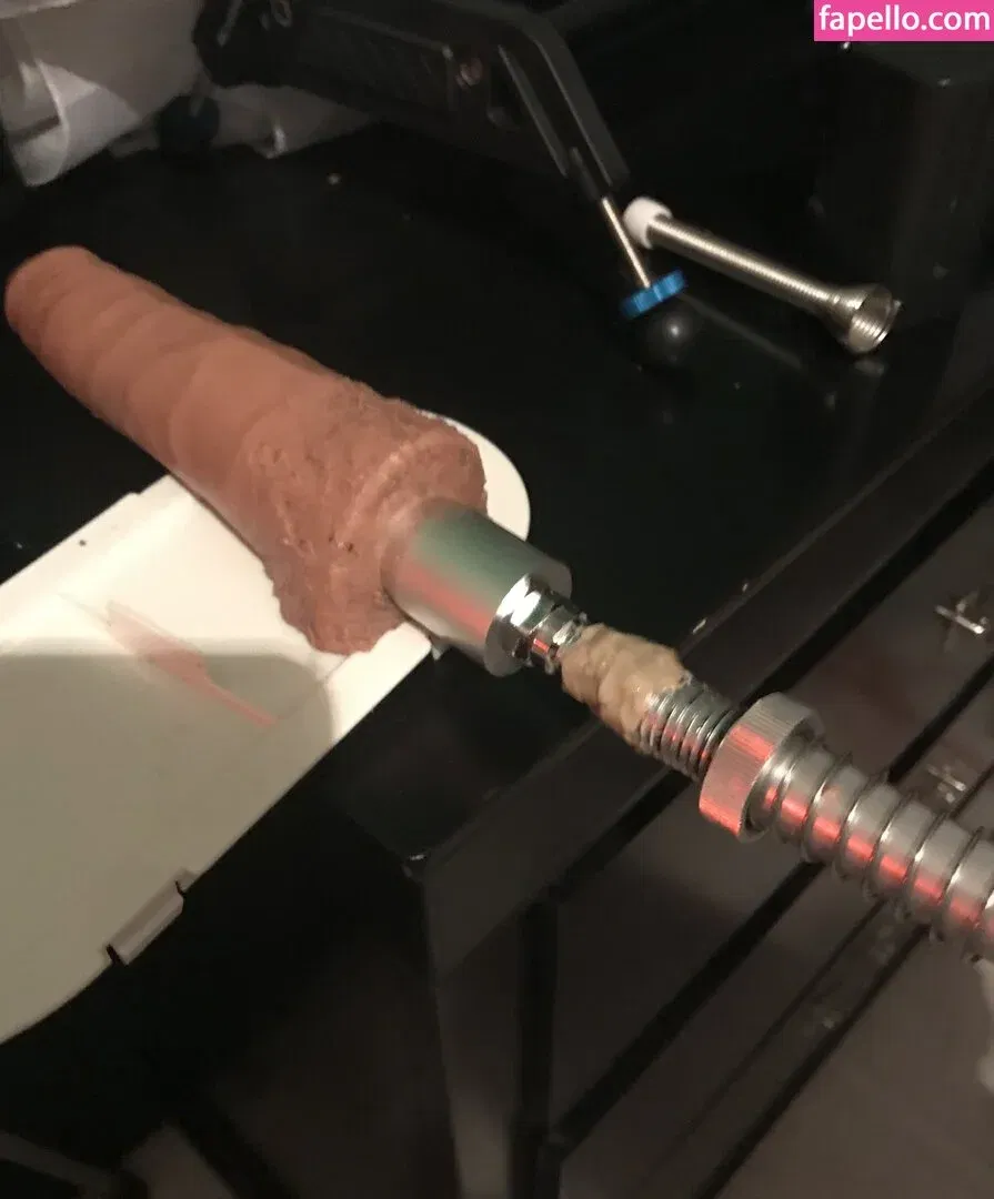 sashastrokes Onlyfans Photo Gallery 