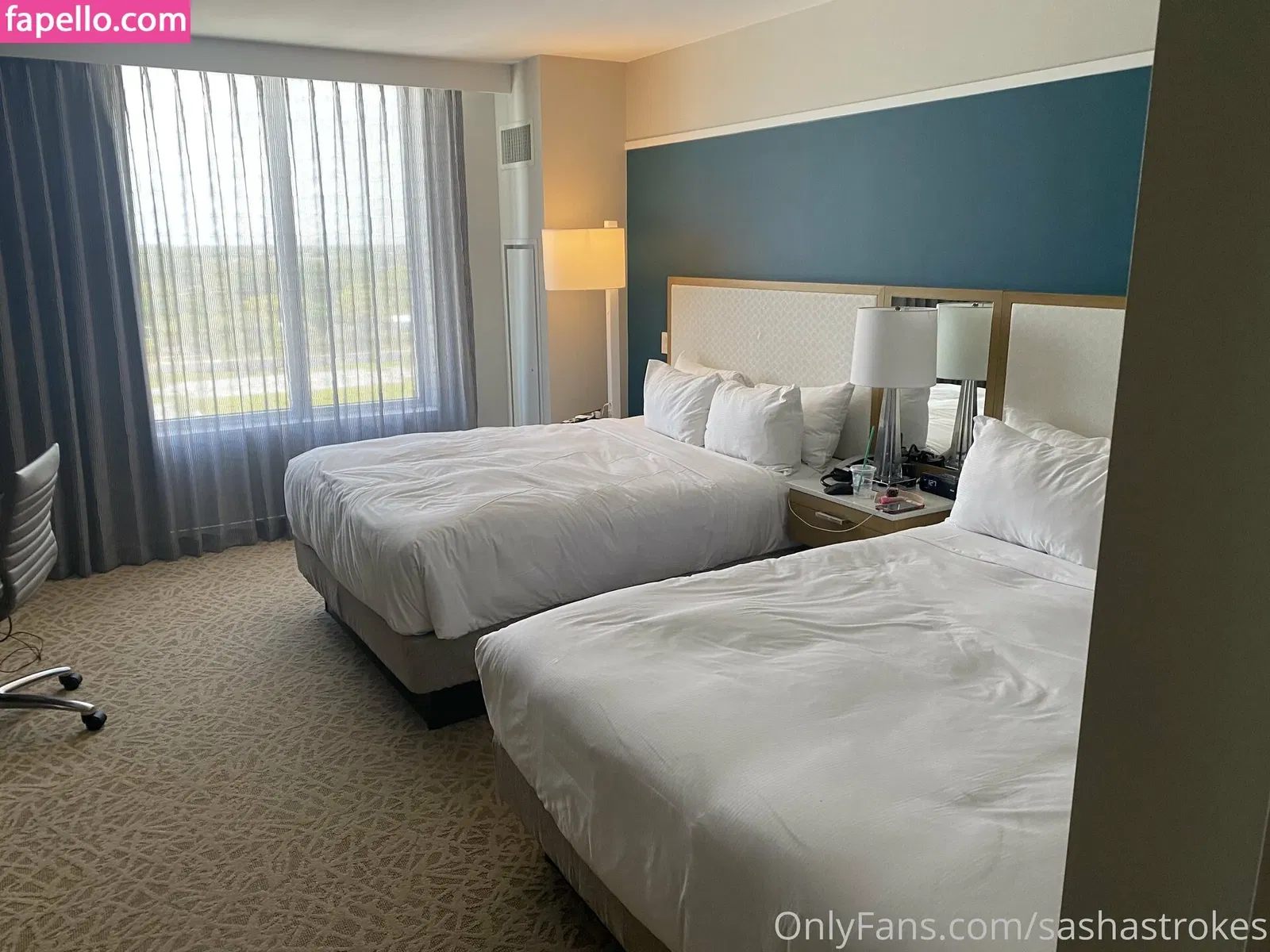 sashastrokes Onlyfans Photo Gallery 