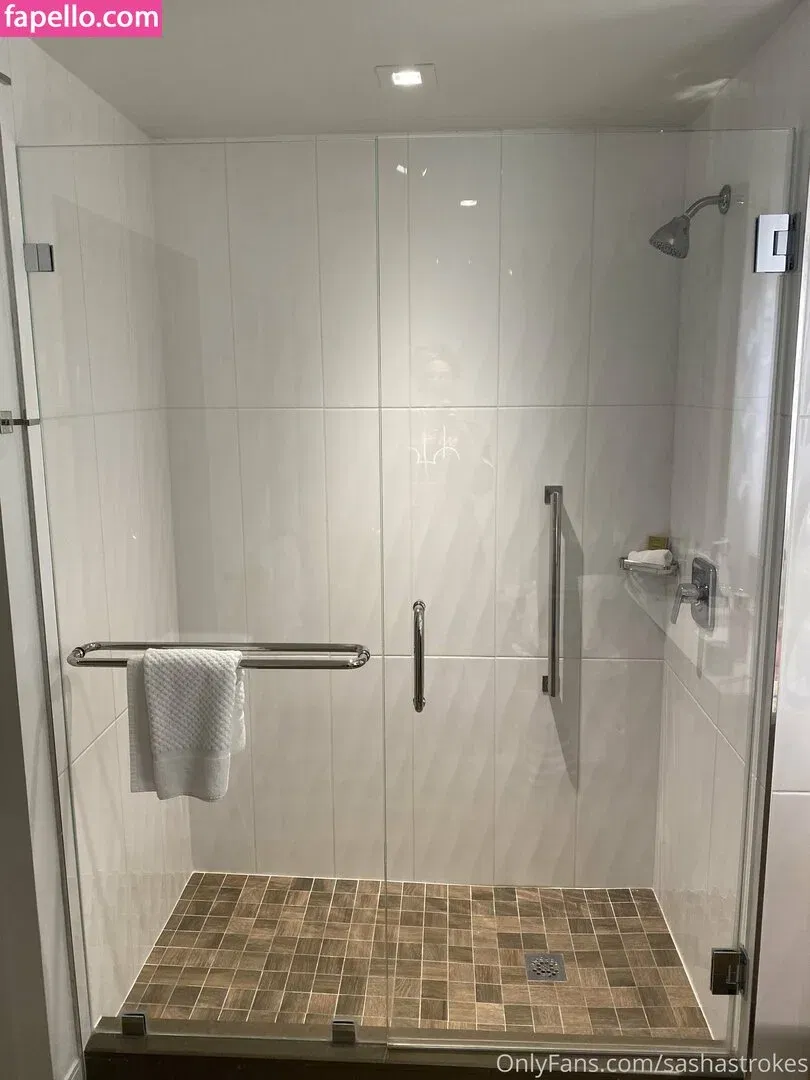 sashastrokes Onlyfans Photo Gallery 