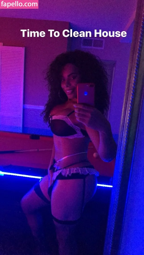 sashastrokes Onlyfans Photo Gallery 