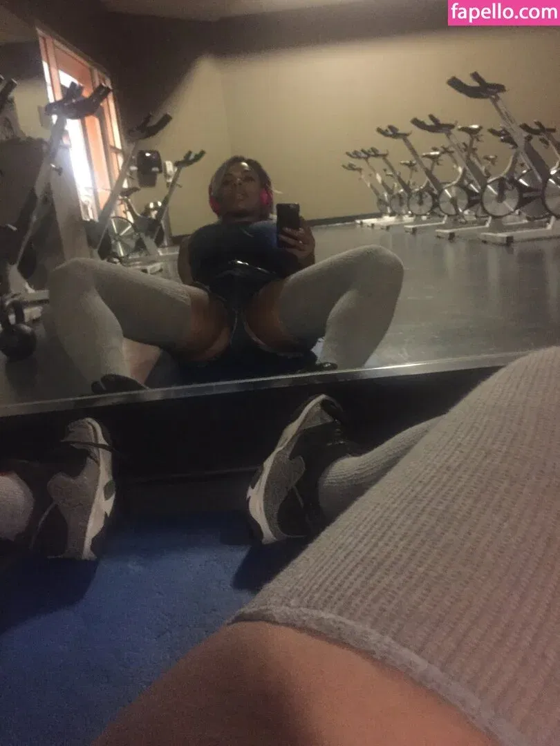 sashastrokes Onlyfans Photo Gallery 