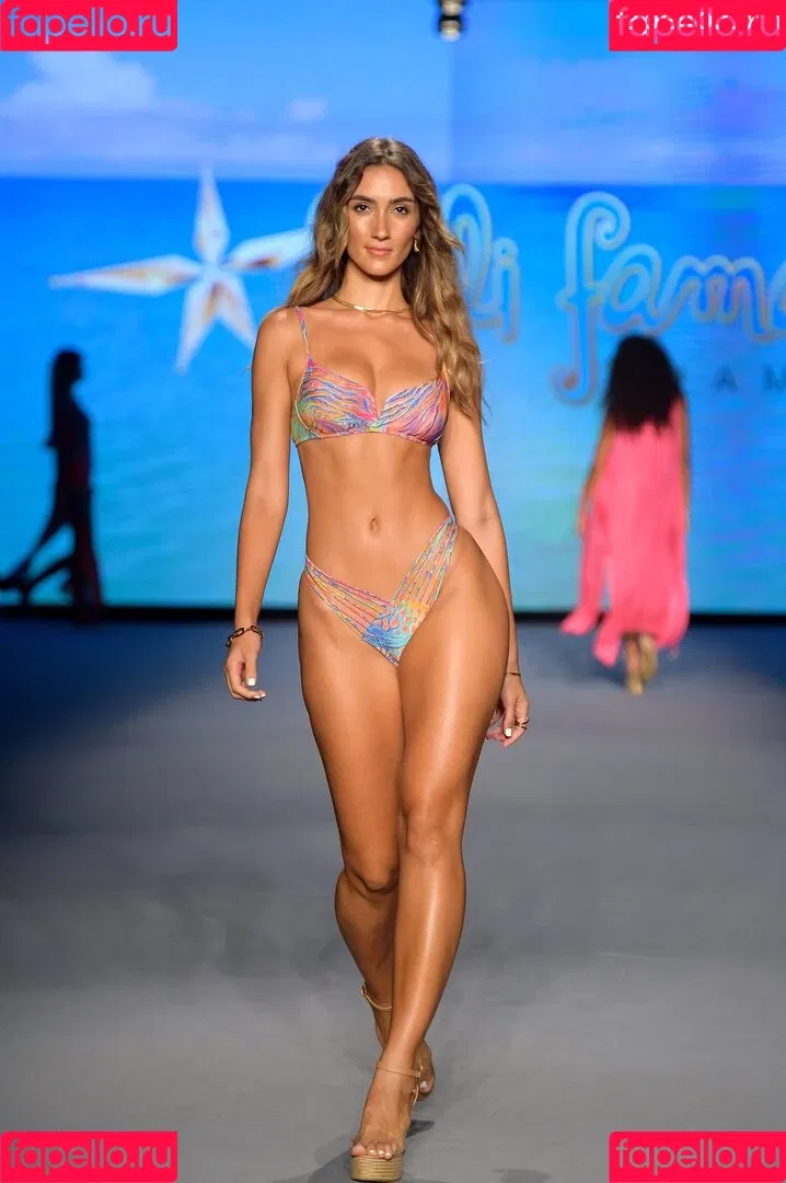 Priscilla Ricart Onlyfans Photo Gallery 