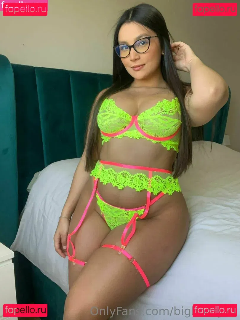 bigbootyx1 Onlyfans Photo Gallery 