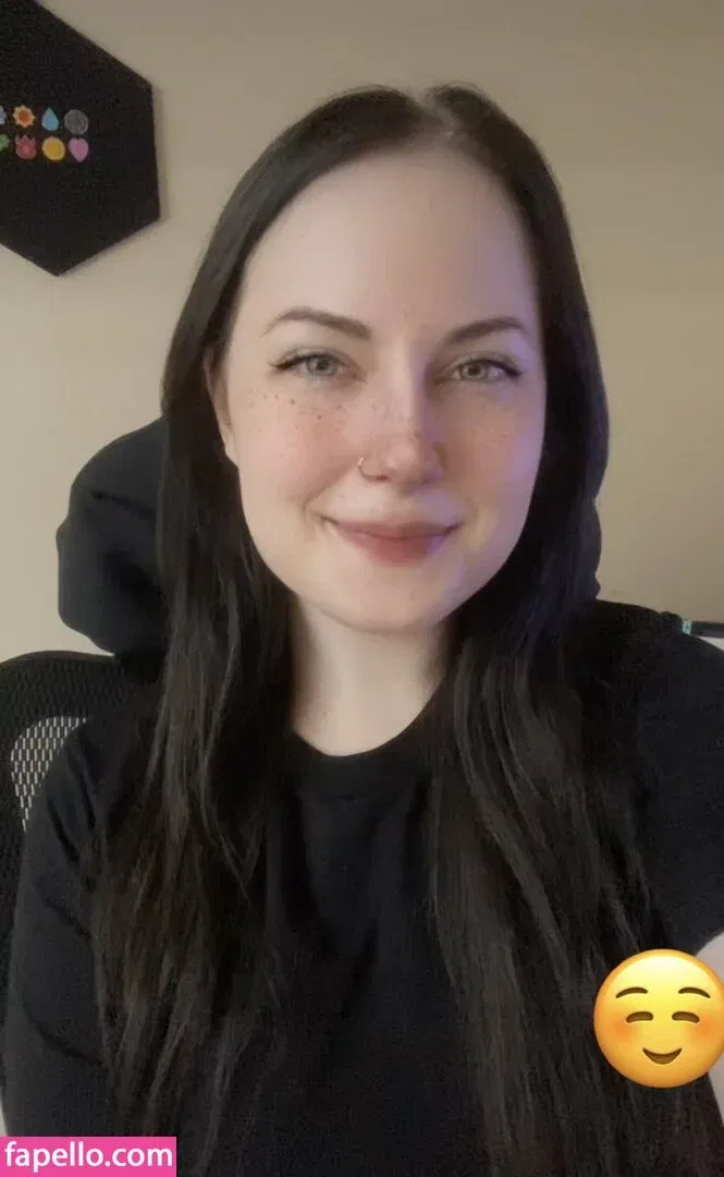 SylveeVT Onlyfans Photo Gallery 