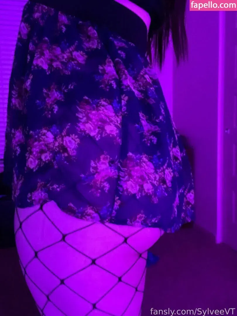 SylveeVT Onlyfans Photo Gallery 