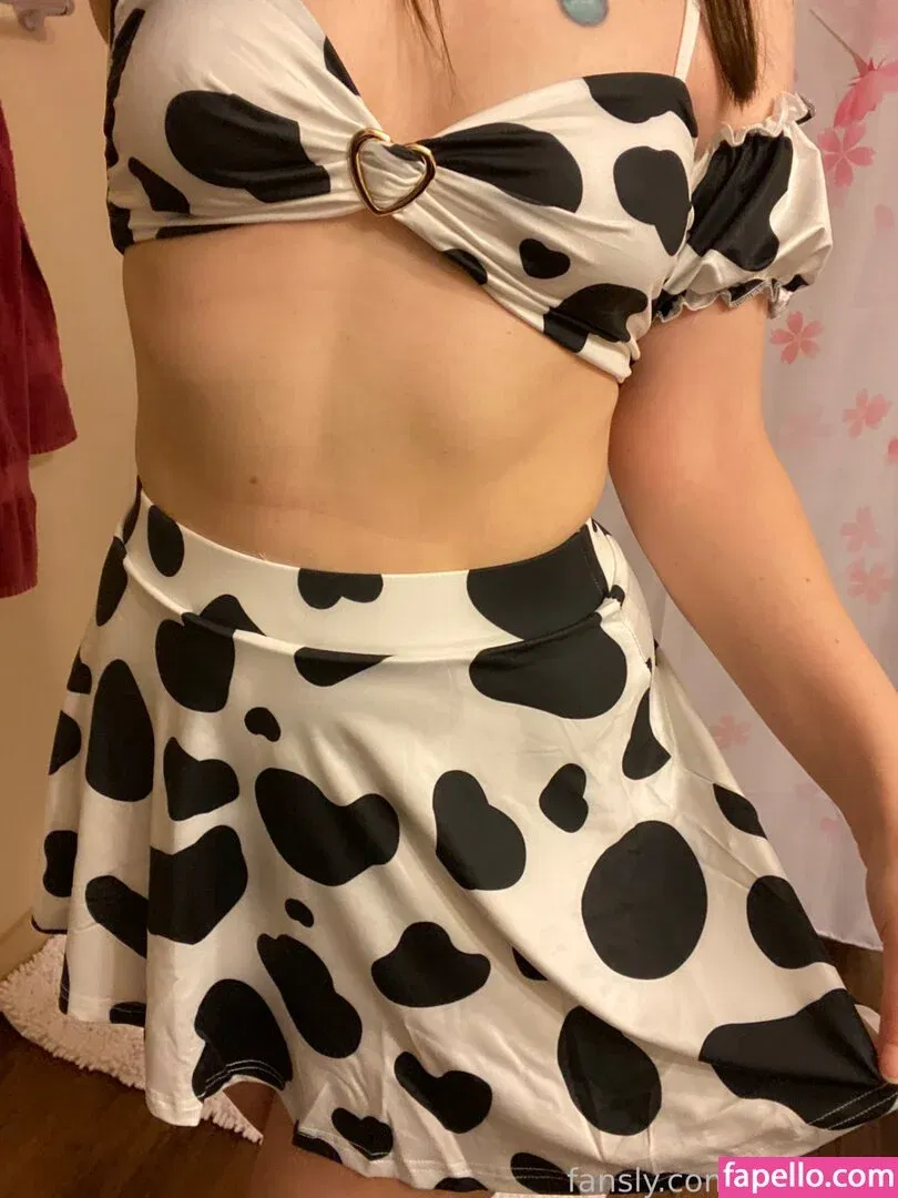 SylveeVT Onlyfans Photo Gallery 