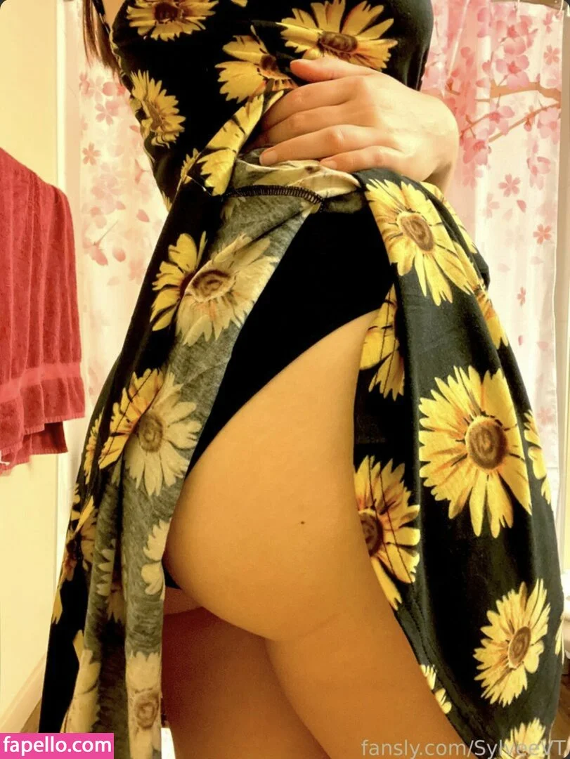 SylveeVT Onlyfans Photo Gallery 