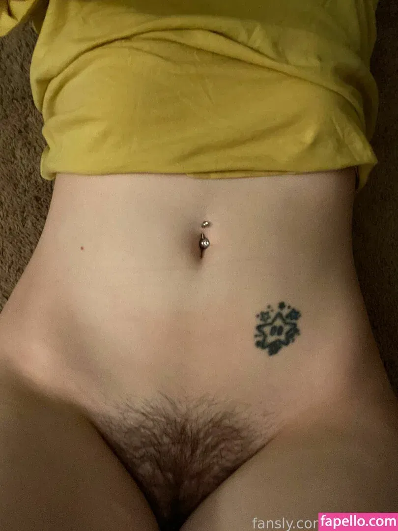 SylveeVT Onlyfans Photo Gallery 