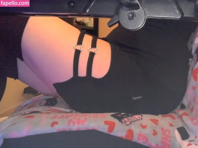 SylveeVT Onlyfans Photo Gallery 