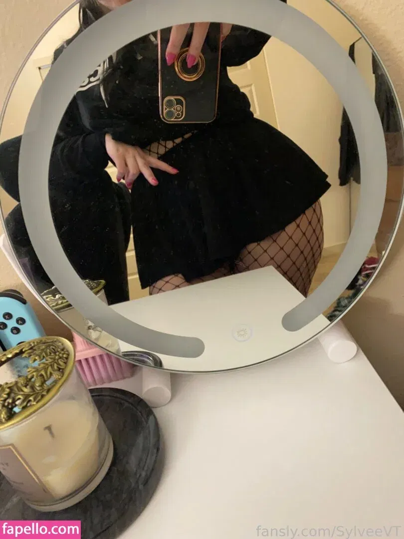 SylveeVT Onlyfans Photo Gallery 