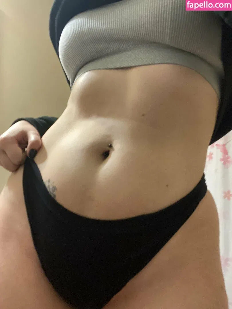 SylveeVT Onlyfans Photo Gallery 