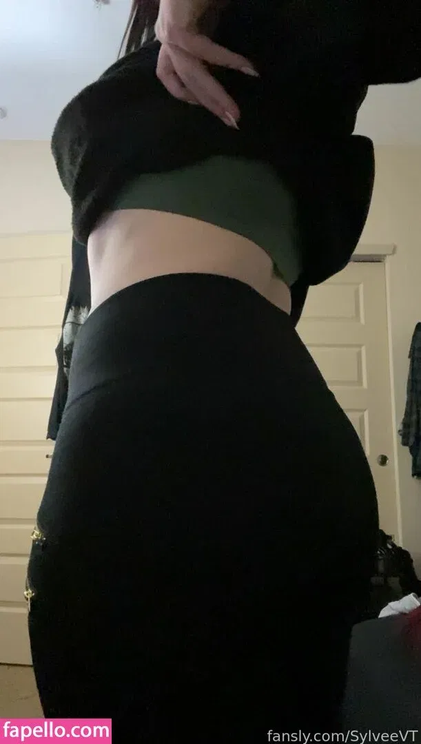 SylveeVT Onlyfans Photo Gallery 