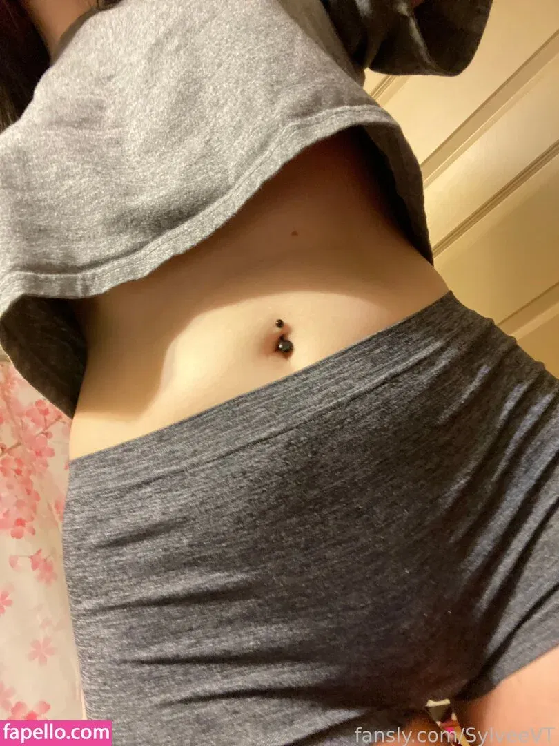 SylveeVT Onlyfans Photo Gallery 