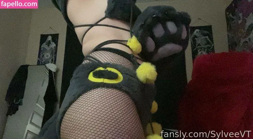 SylveeVT Onlyfans Photo Gallery 
