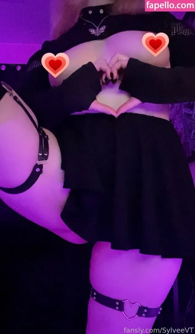 SylveeVT Onlyfans Photo Gallery 