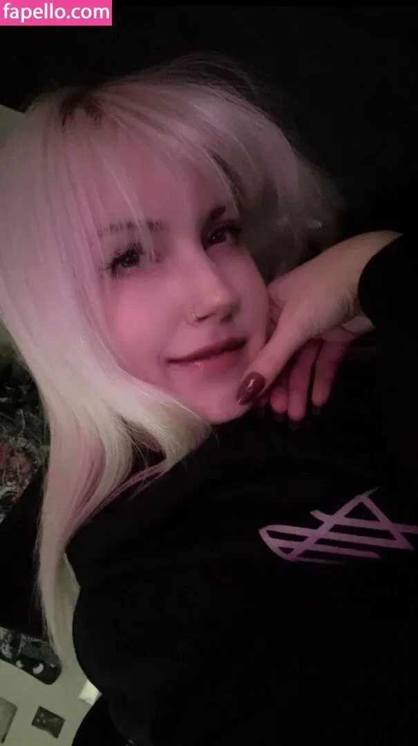 SylveeVT Onlyfans Photo Gallery 