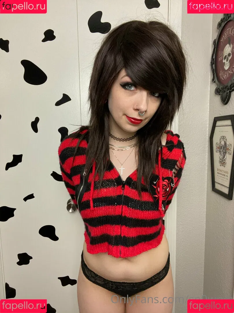 Sn0wryn Onlyfans Photo Gallery 