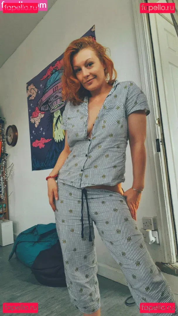 Somethingnotsilly Onlyfans Photo Gallery 