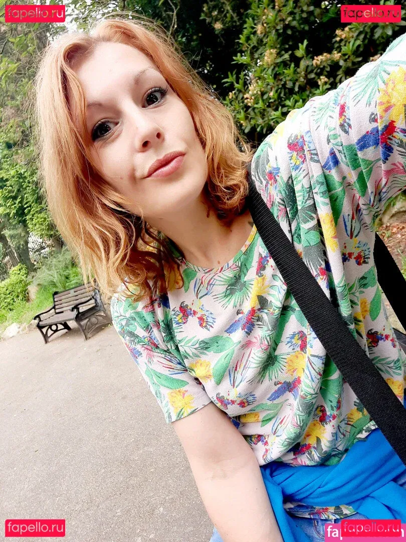 Somethingnotsilly Onlyfans Photo Gallery 