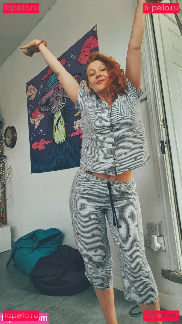 Somethingnotsilly Onlyfans Photo Gallery 