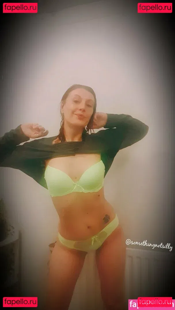 Somethingnotsilly Onlyfans Photo Gallery 