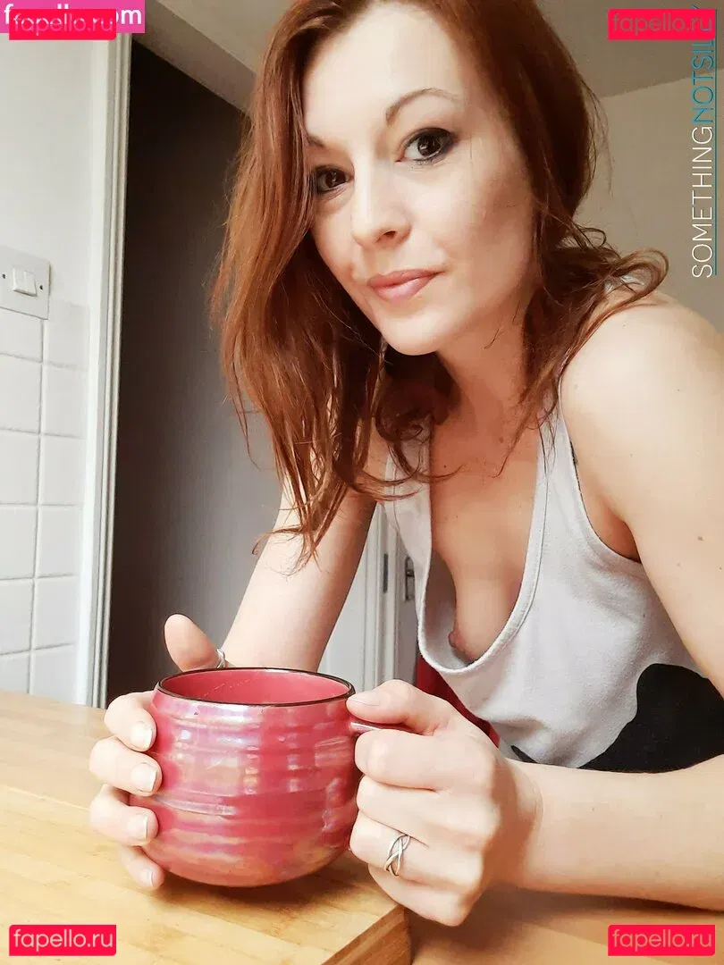 Somethingnotsilly Onlyfans Photo Gallery 