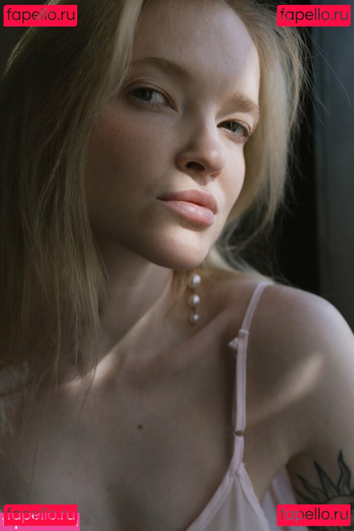 skyestone9 / stone_bramble / stonebramble Onlyfans Photo Gallery 