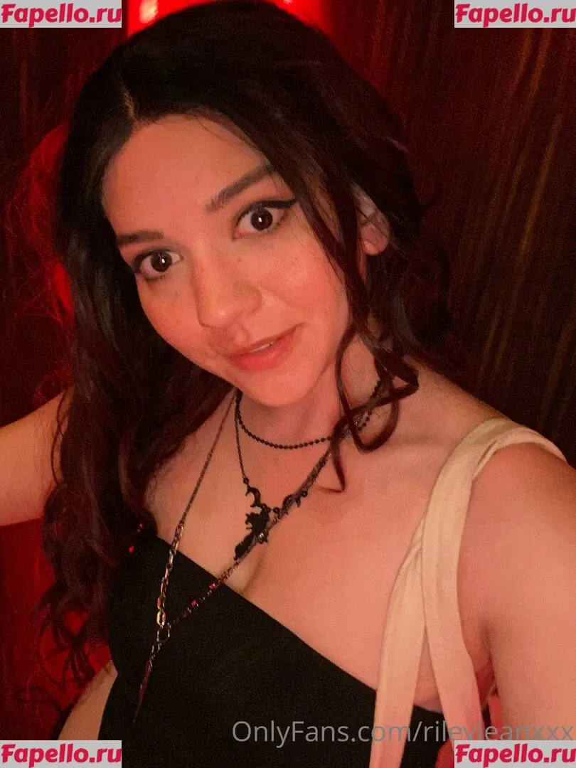 Riley Jean Onlyfans Photo Gallery 
