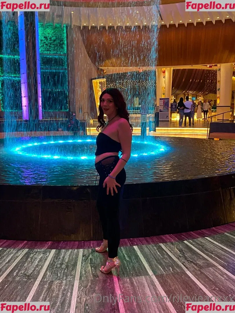 Riley Jean Onlyfans Photo Gallery 