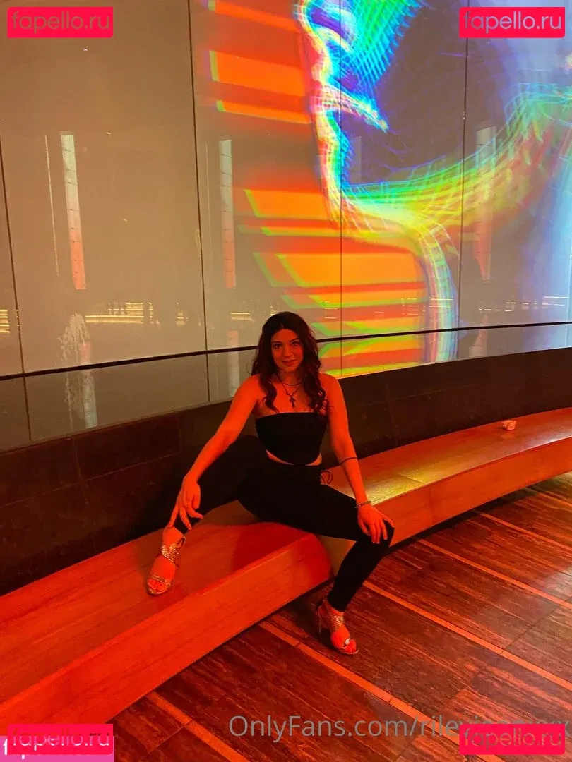 Riley Jean Onlyfans Photo Gallery 