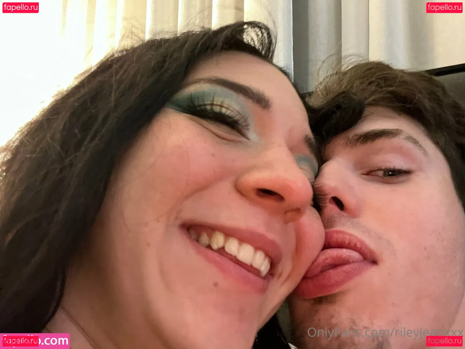 Riley Jean Onlyfans Photo Gallery 