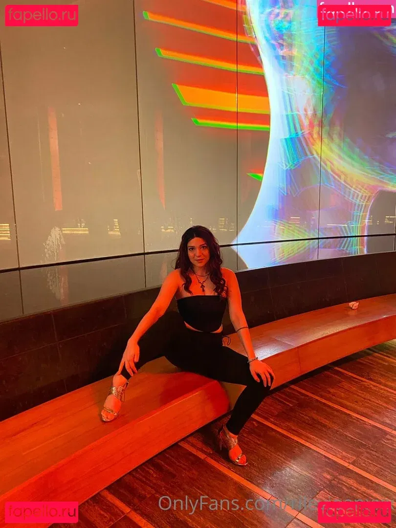 Riley Jean Onlyfans Photo Gallery 