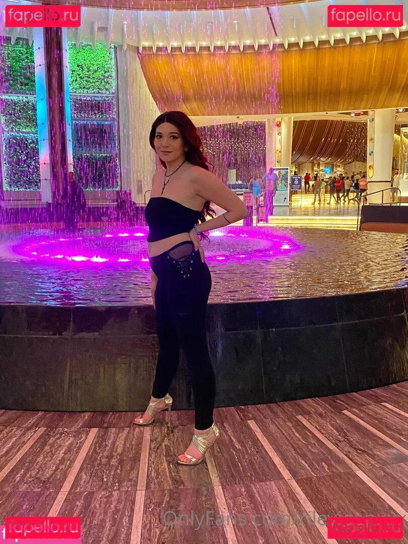 Riley Jean Onlyfans Photo Gallery 